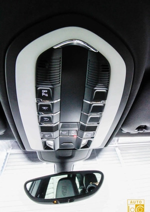 Porsche Cayenne cena 117777 przebieg: 111000, rok produkcji 2012 z Jedlicze małe 781